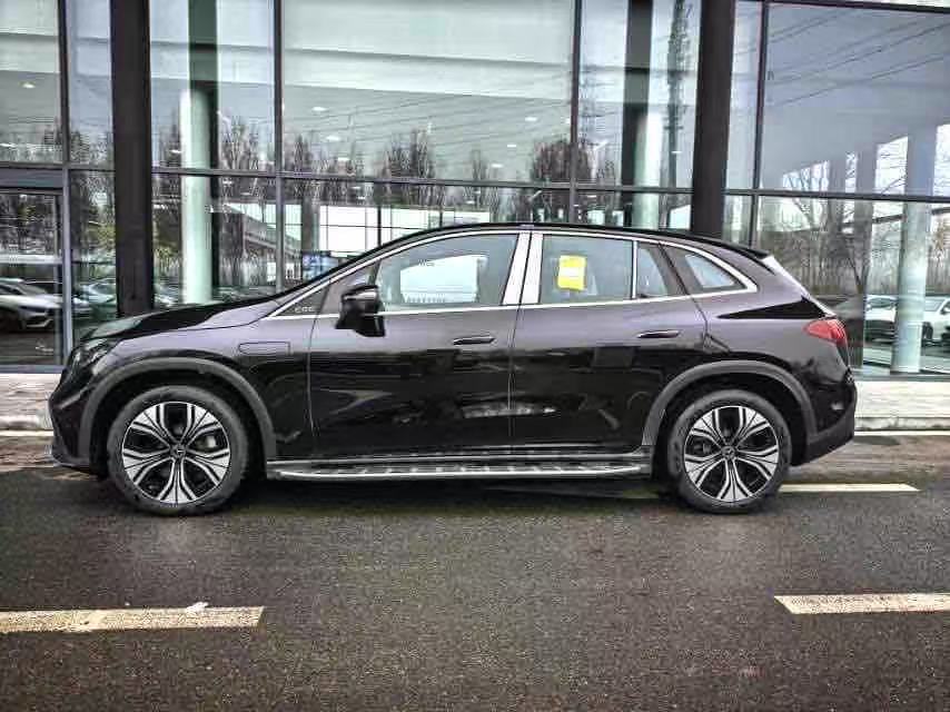 2025 Model Mercedes-Benz EQE SUV 500 4MATIC Pioneer Edition, Automatic Transmission 图片