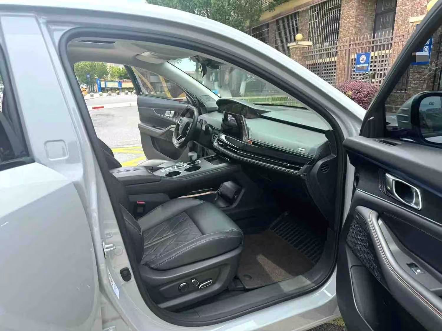 2021 Changan UNI-K 2.0T Premium Automatic 图片