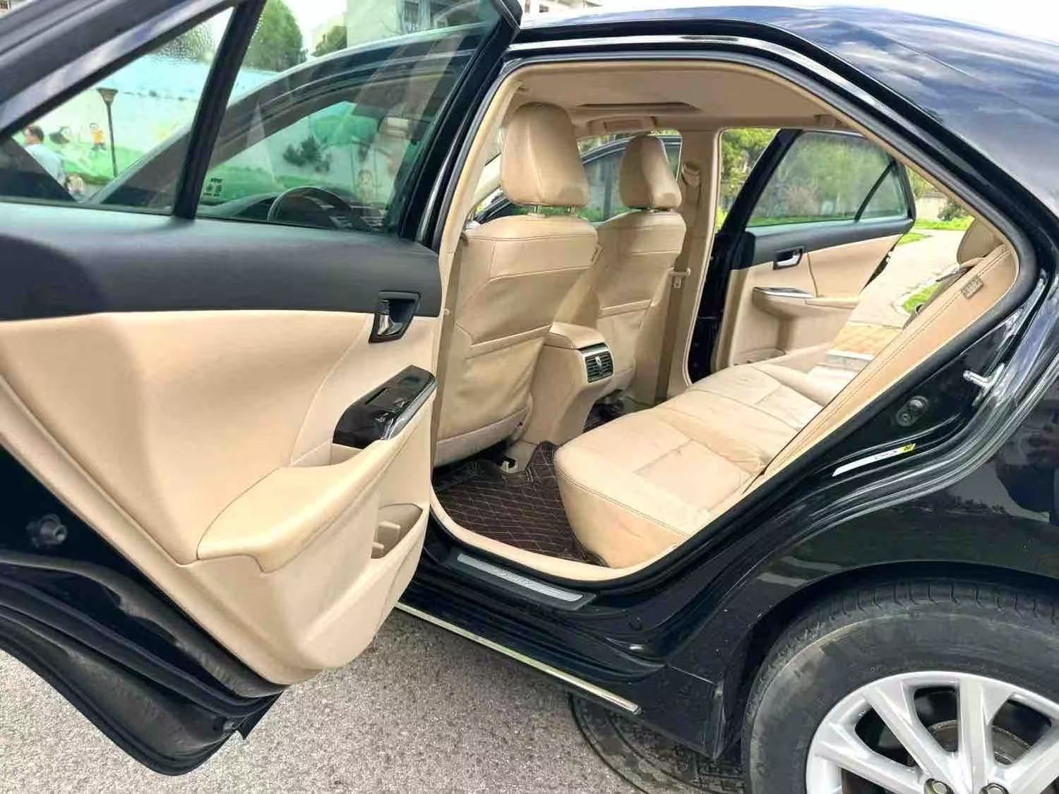 2015 Model Toyota 2.5HG CVT Luxury Navigation Edition, Automatic Transmission 图片