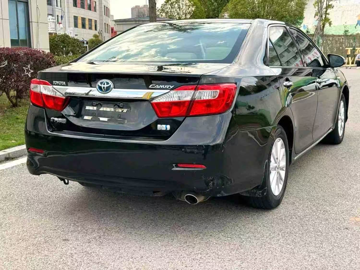 2015 Model Toyota 2.5HG CVT Luxury Navigation Edition, Automatic Transmission 图片