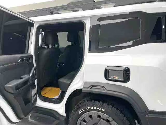 2024 Model Jetour Traveler 2.0T AWD Silver Dragon Wing Automatic 图片
