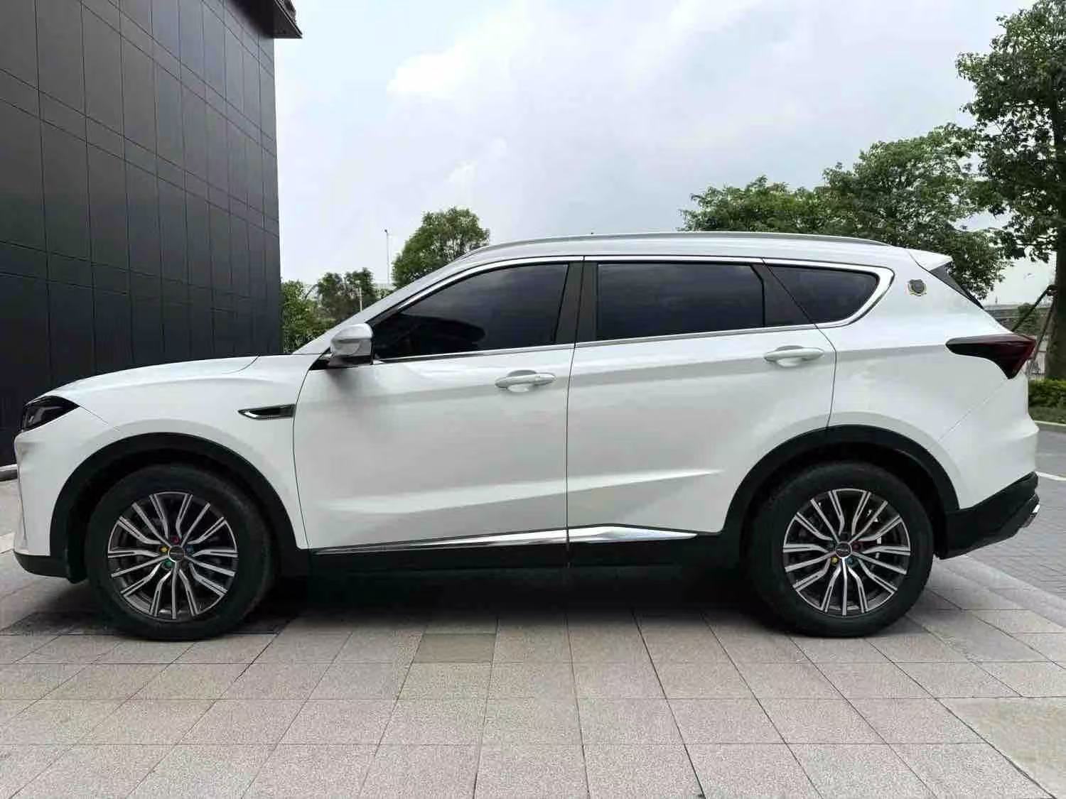 2023 Model Jetour X70 PLUS 1.6T 1.6T Stronger 5-Seater Automatic 图片